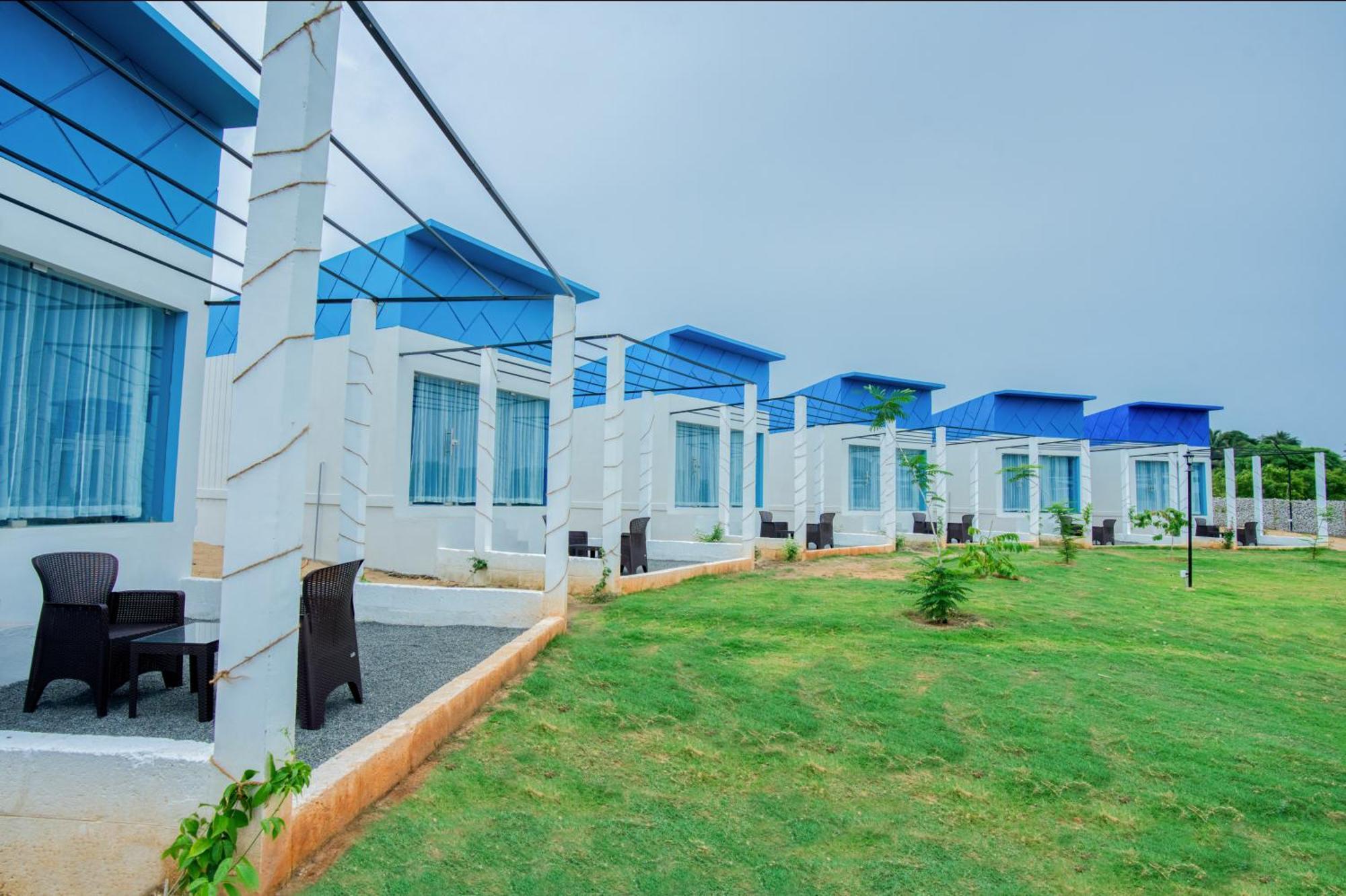 Seaborne Beach Resort Auroville Buitenkant foto