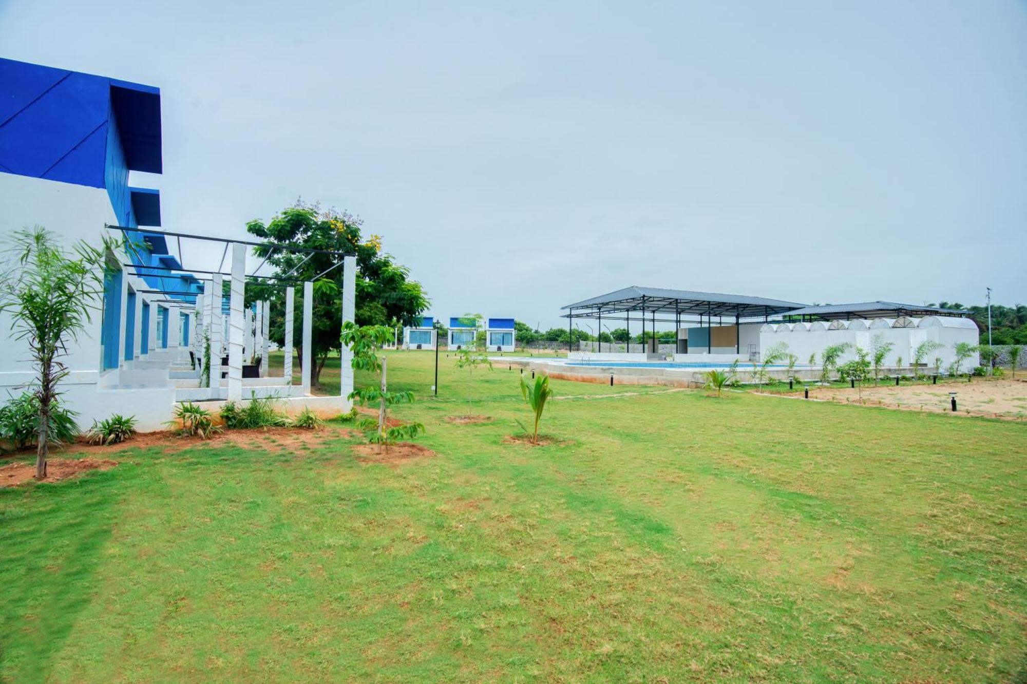 Seaborne Beach Resort Auroville Buitenkant foto