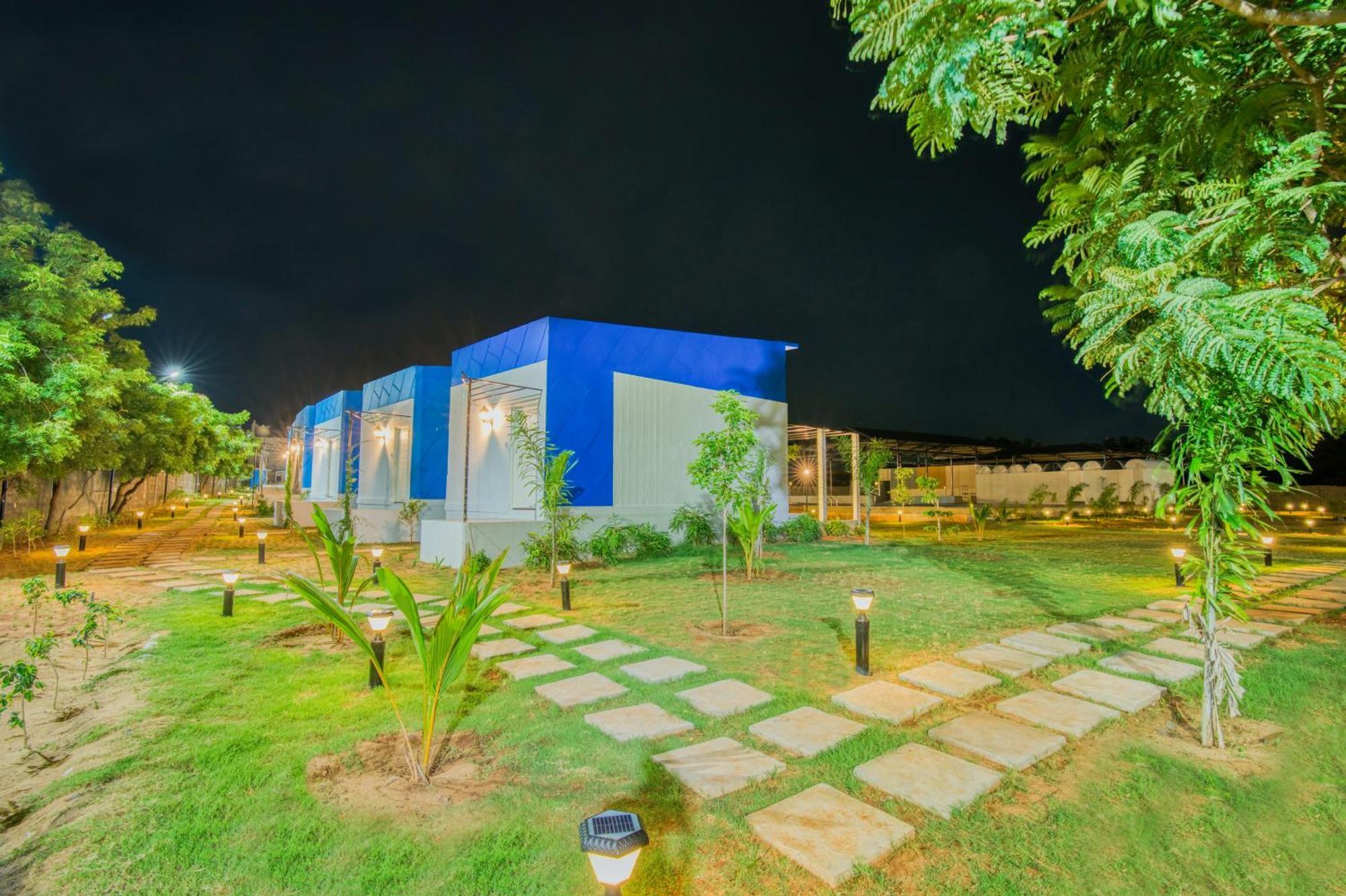 Seaborne Beach Resort Auroville Buitenkant foto