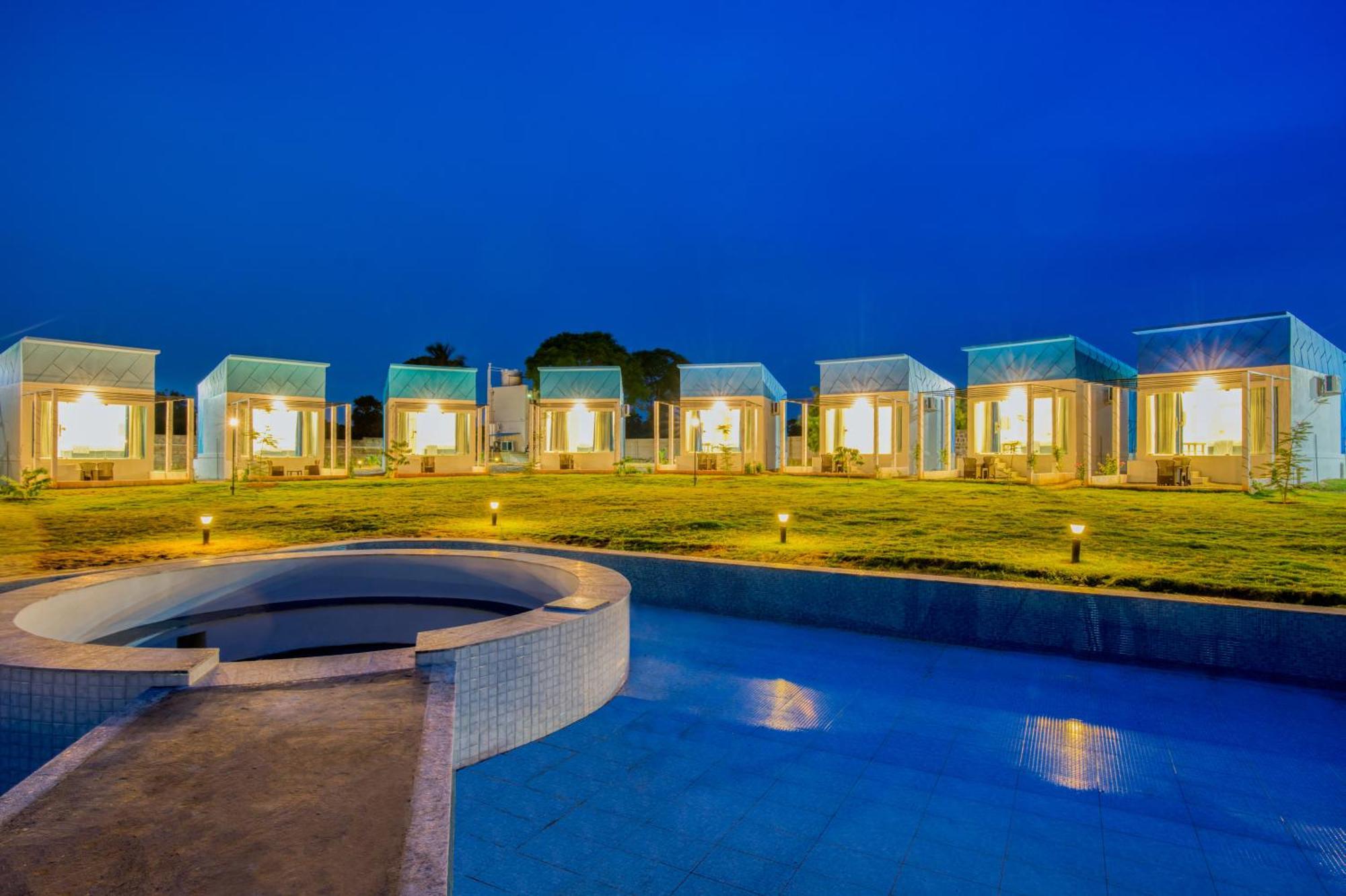 Seaborne Beach Resort Auroville Buitenkant foto