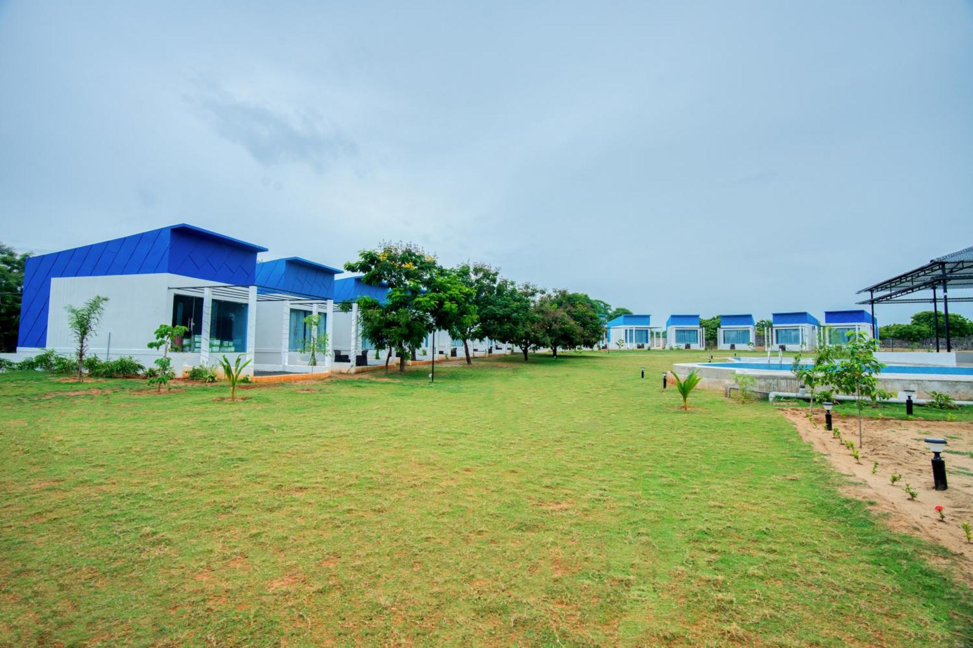Seaborne Beach Resort Auroville Buitenkant foto