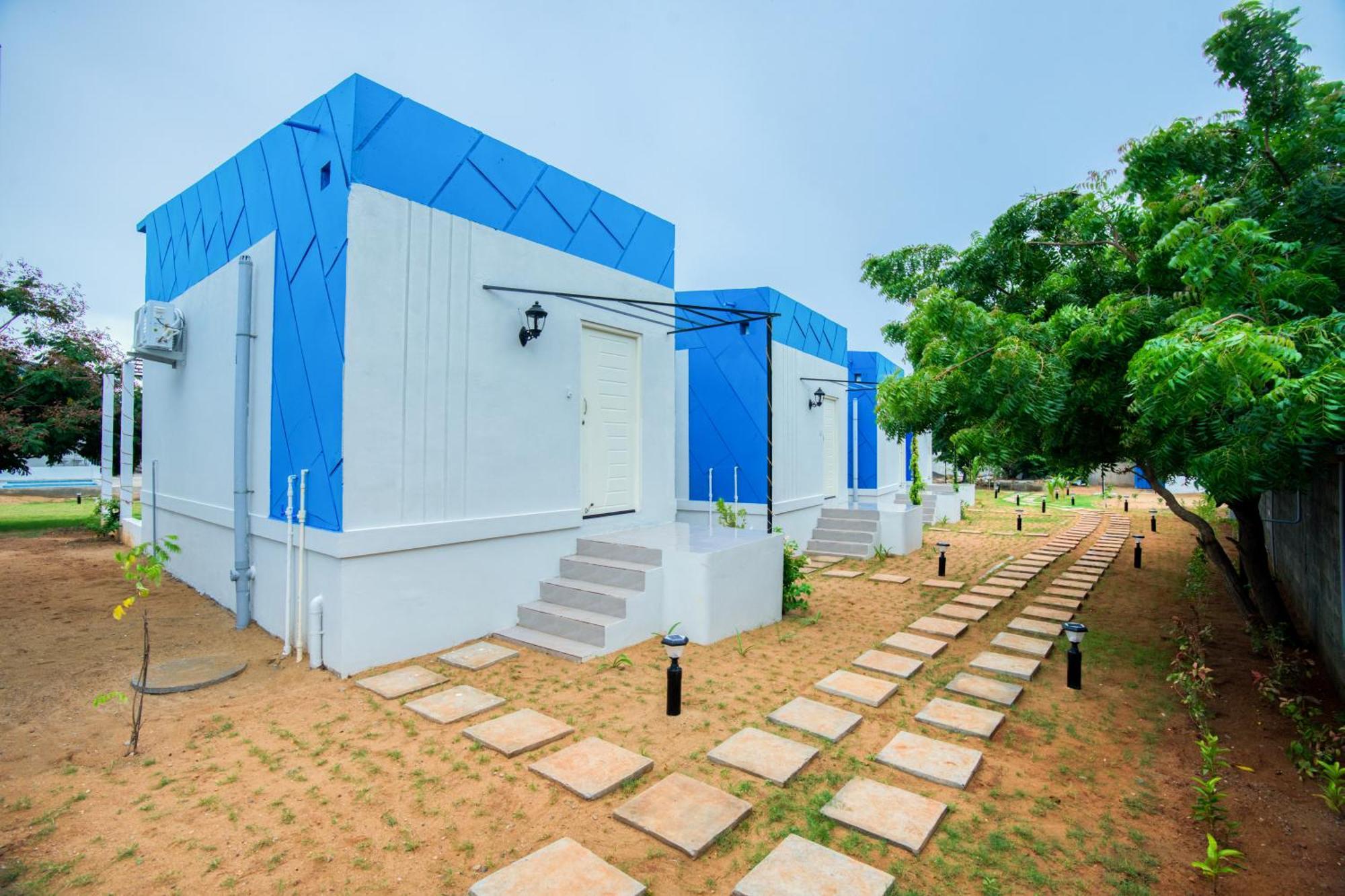 Seaborne Beach Resort Auroville Buitenkant foto