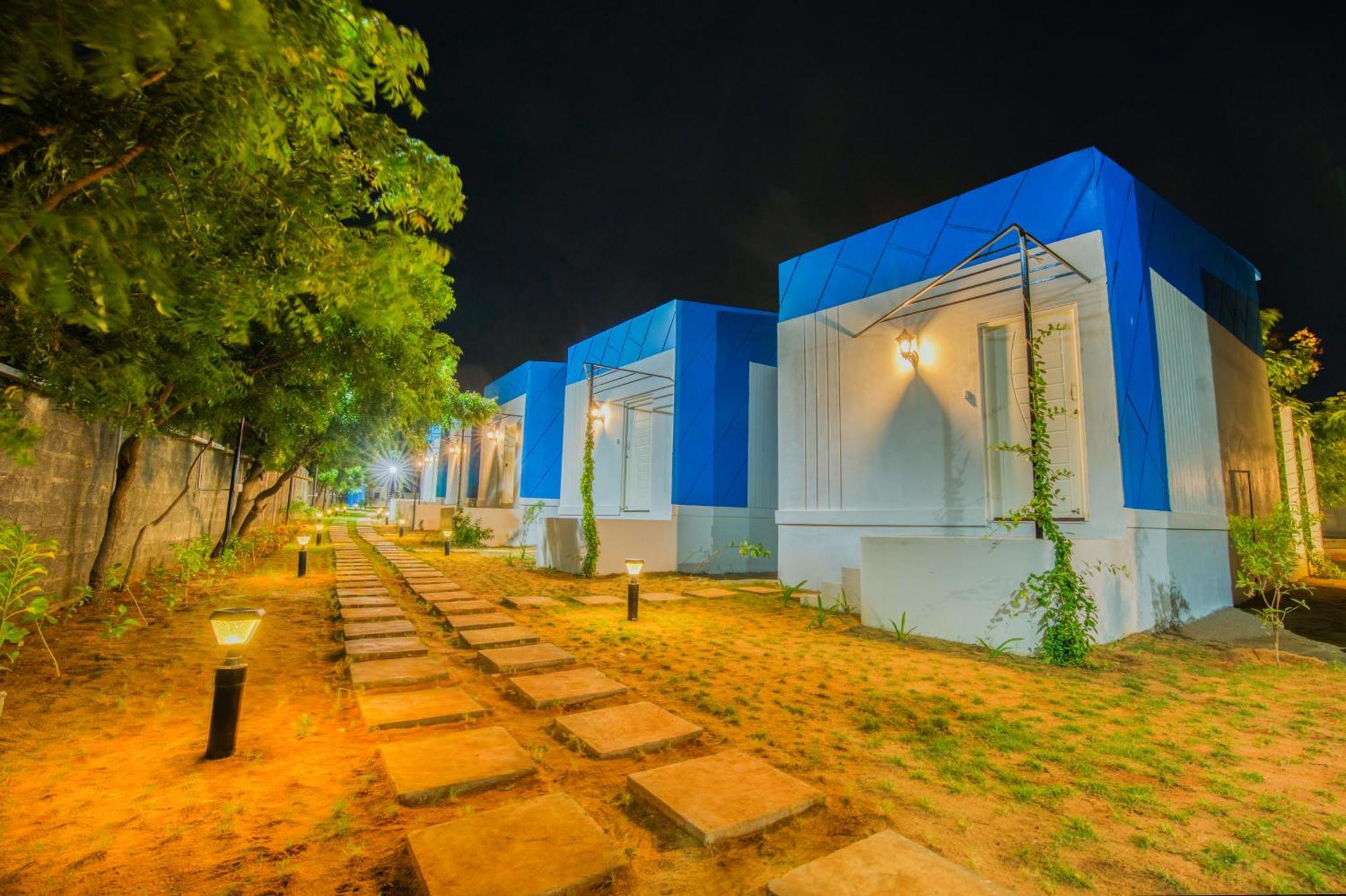 Seaborne Beach Resort Auroville Buitenkant foto